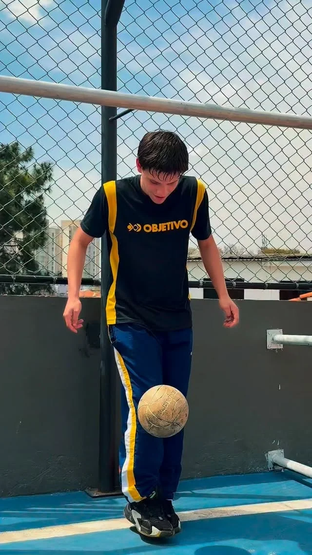 Instagram post from colegiocarpediem. This post is in position 7.